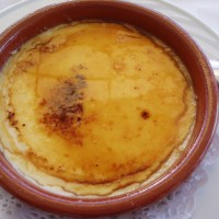 Crema catalana - dezert z vaječných žloutků s karamelem