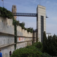 Lleida - výtah a most ke katedrále :-)