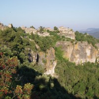 Vesnička Siurana na skalách